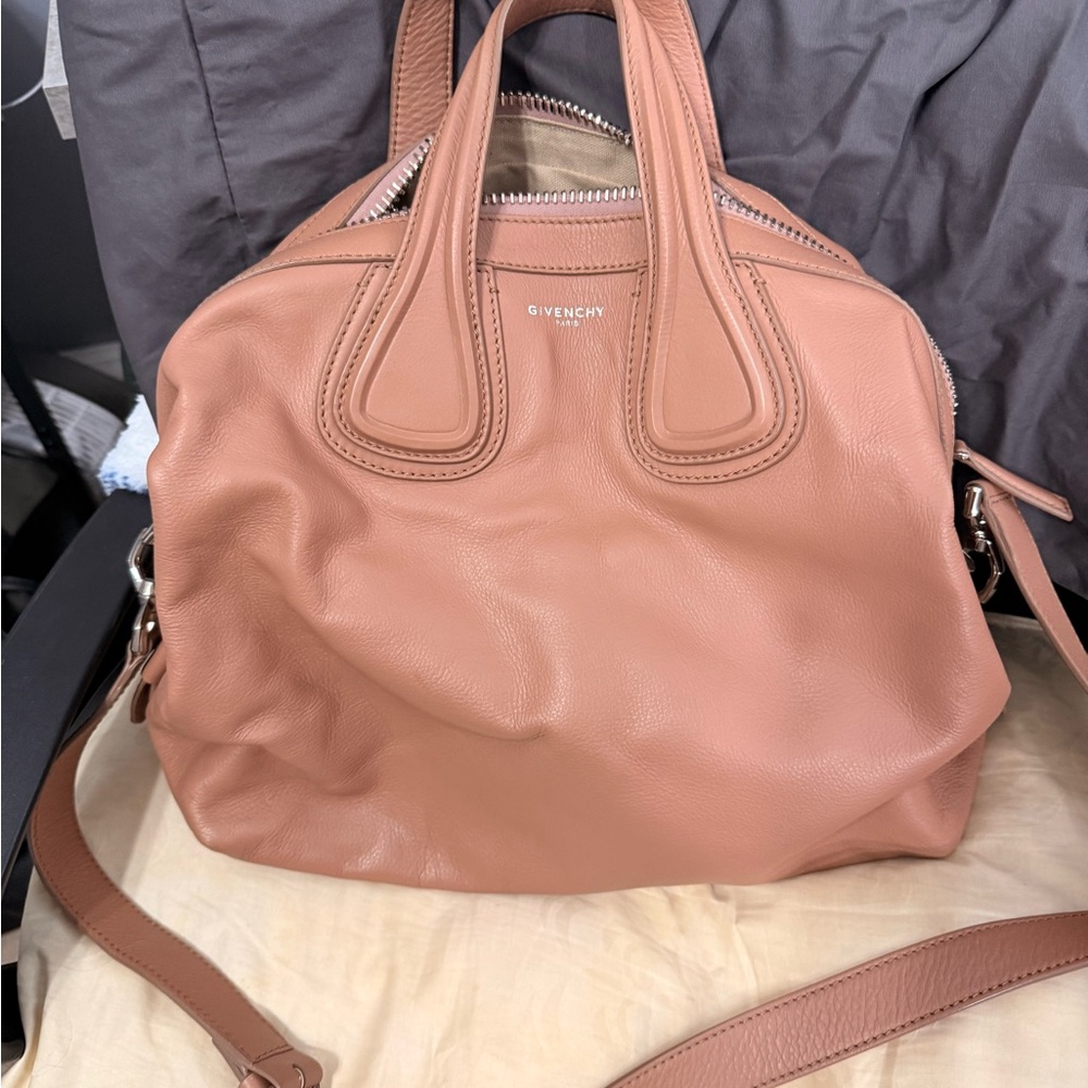 Givenchy Women's nightingale medium Satchel Bag in Blush GREAT CONDITION